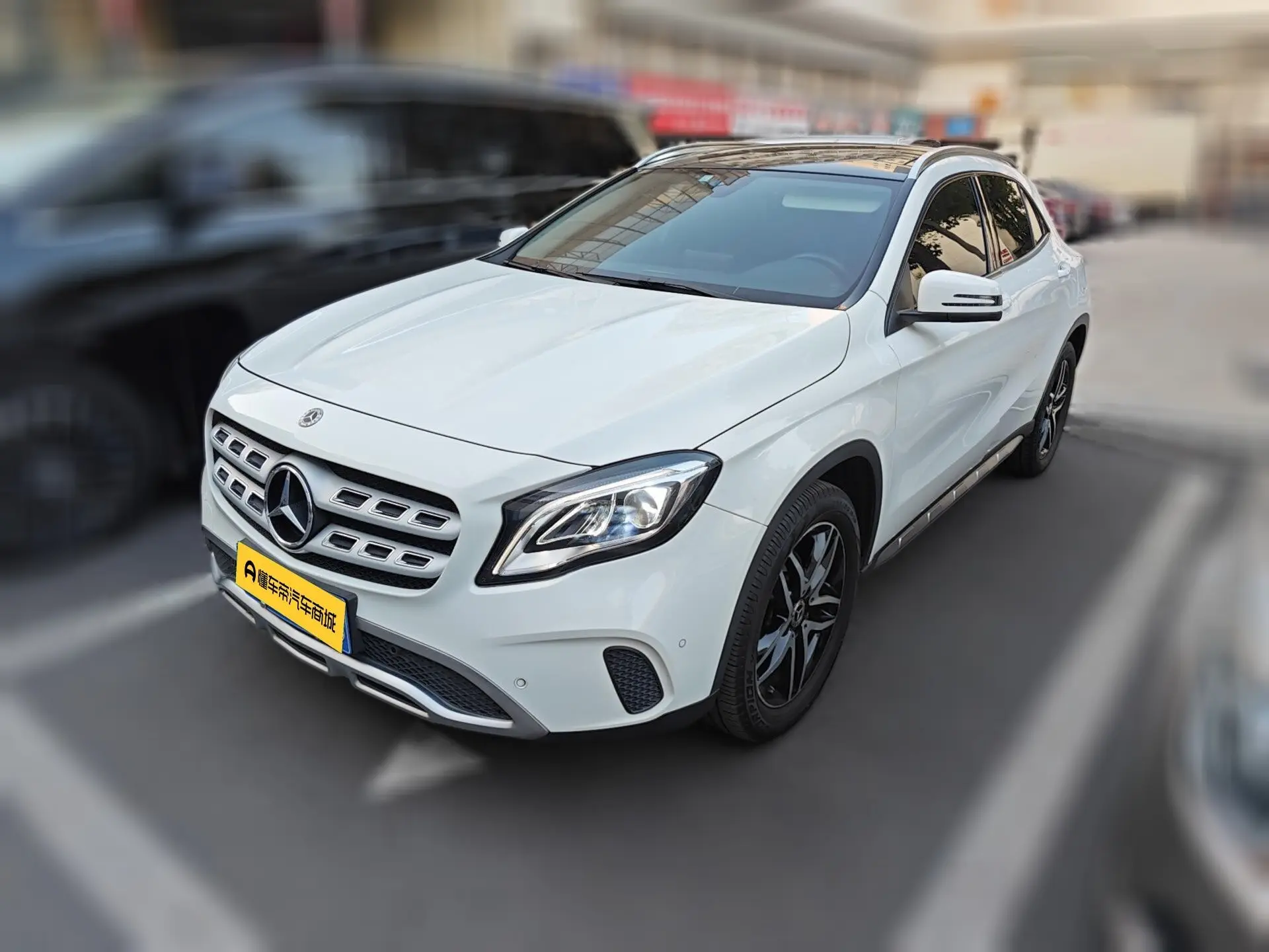 Mercedes-Benz GLA  из Китая