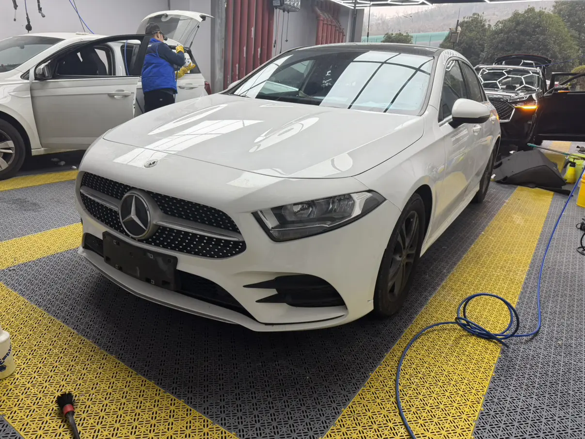 Mercedes-Benz Mercedes Benz A Class  из Китая