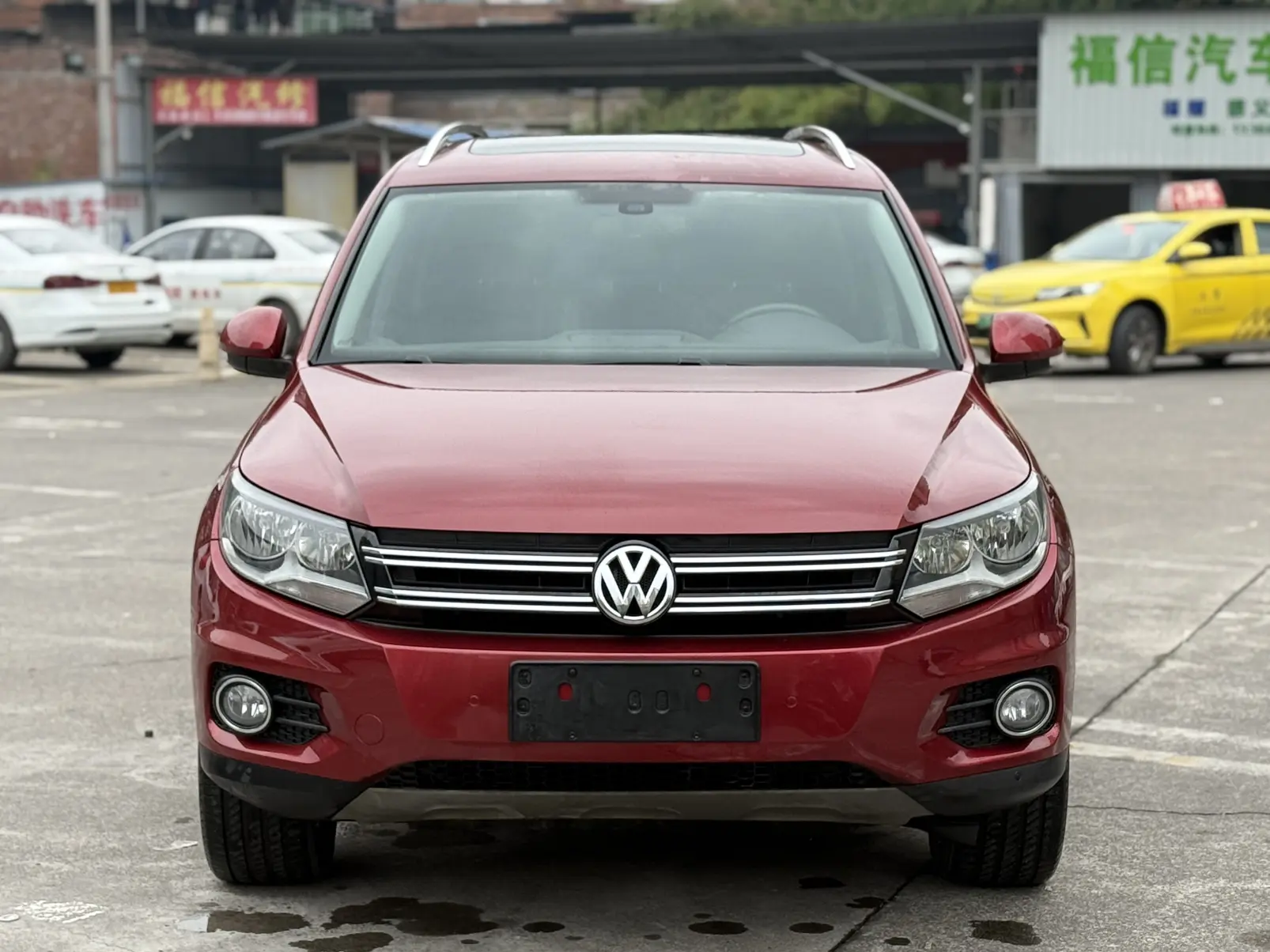 Volkswagen Tiguan  из Китая