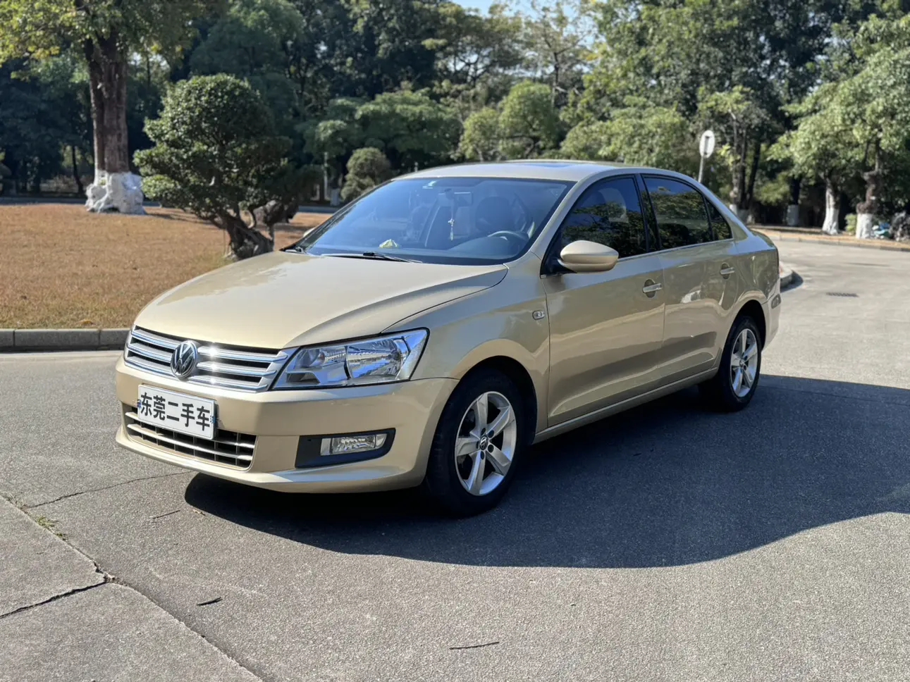 Volkswagen Santana  из Китая