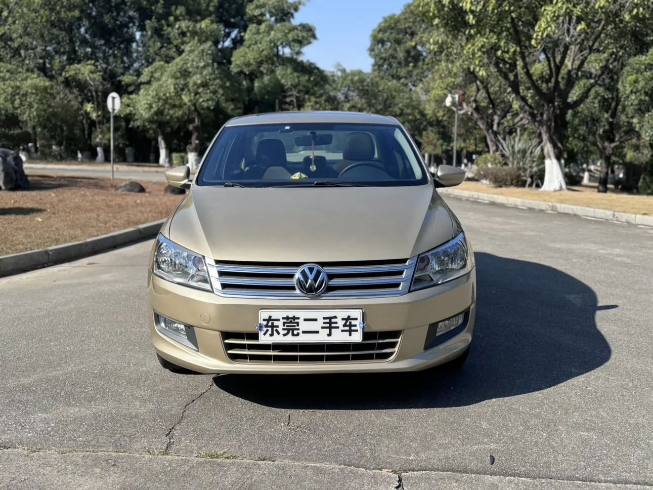 Volkswagen Santana  из Китая