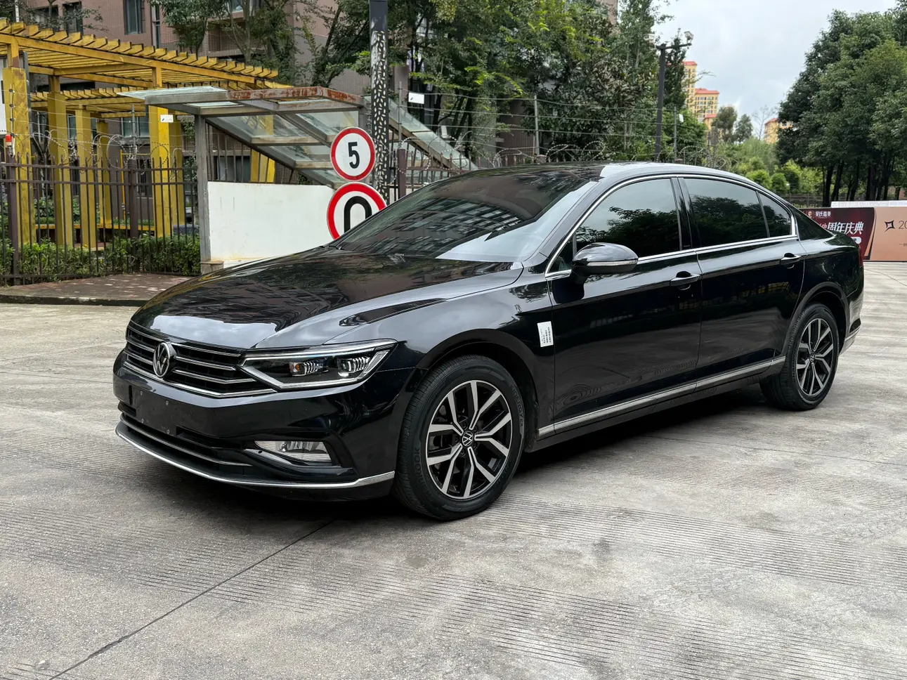 Volkswagen Magotan  из Китая