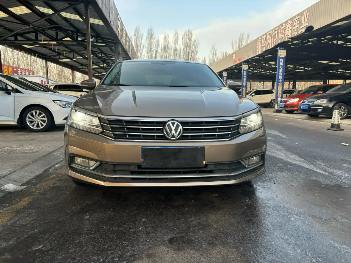 Volkswagen Passat  из Китая