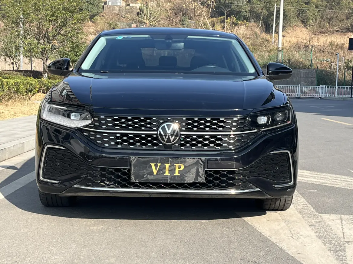 Volkswagen Passat  из Китая