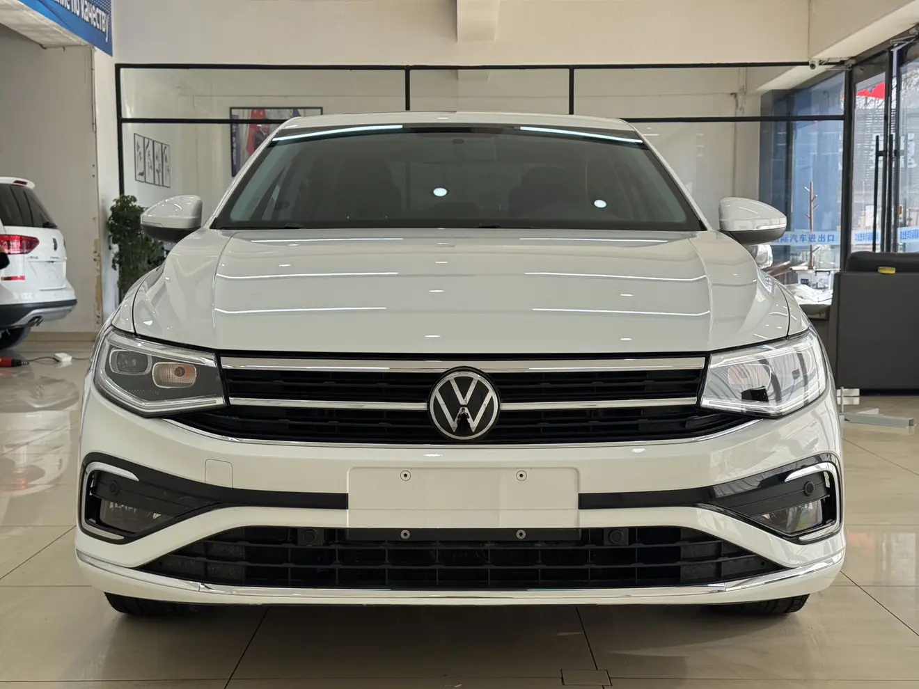 Volkswagen Bora  из Китая