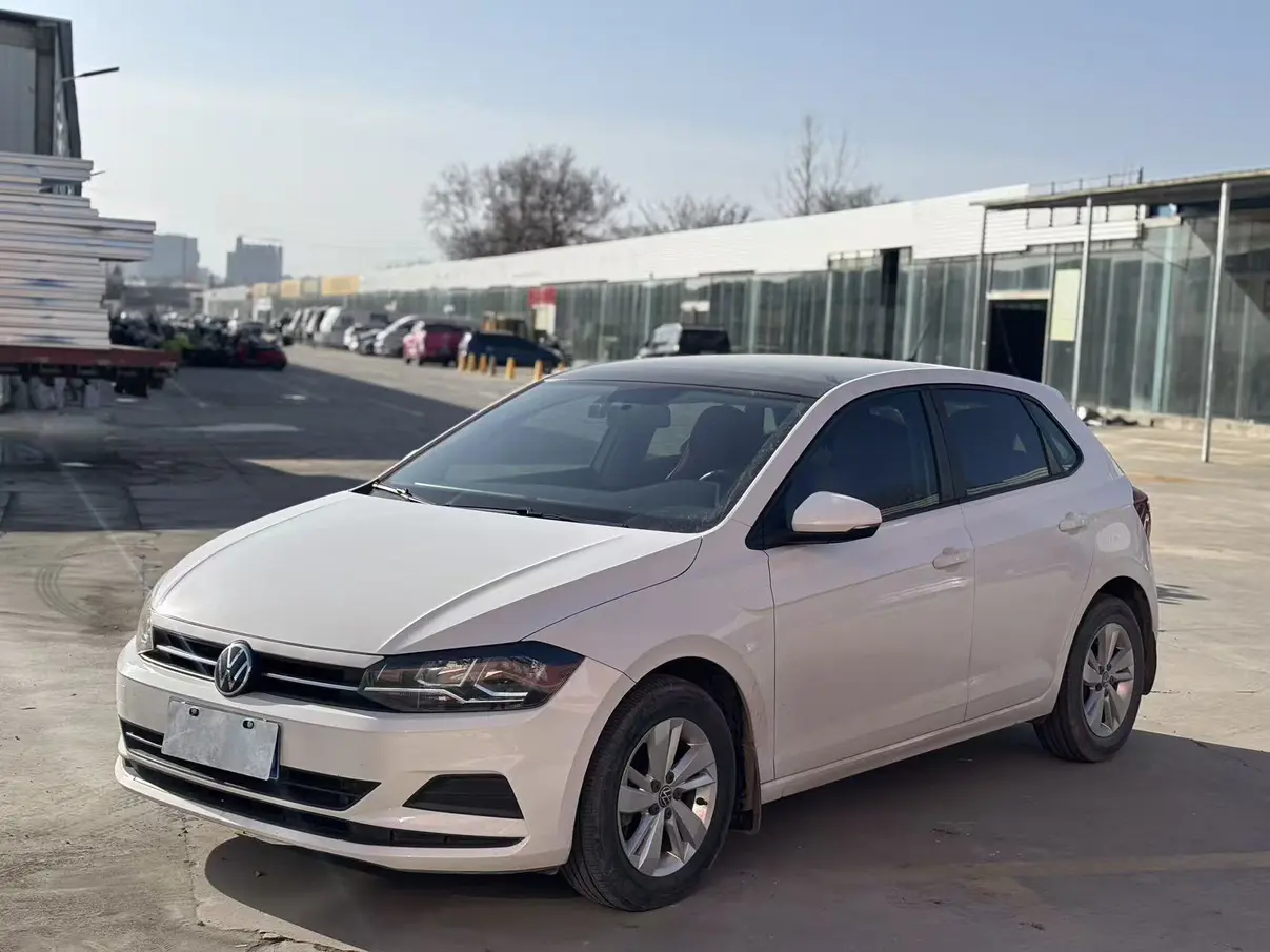 Volkswagen Polo  из Китая