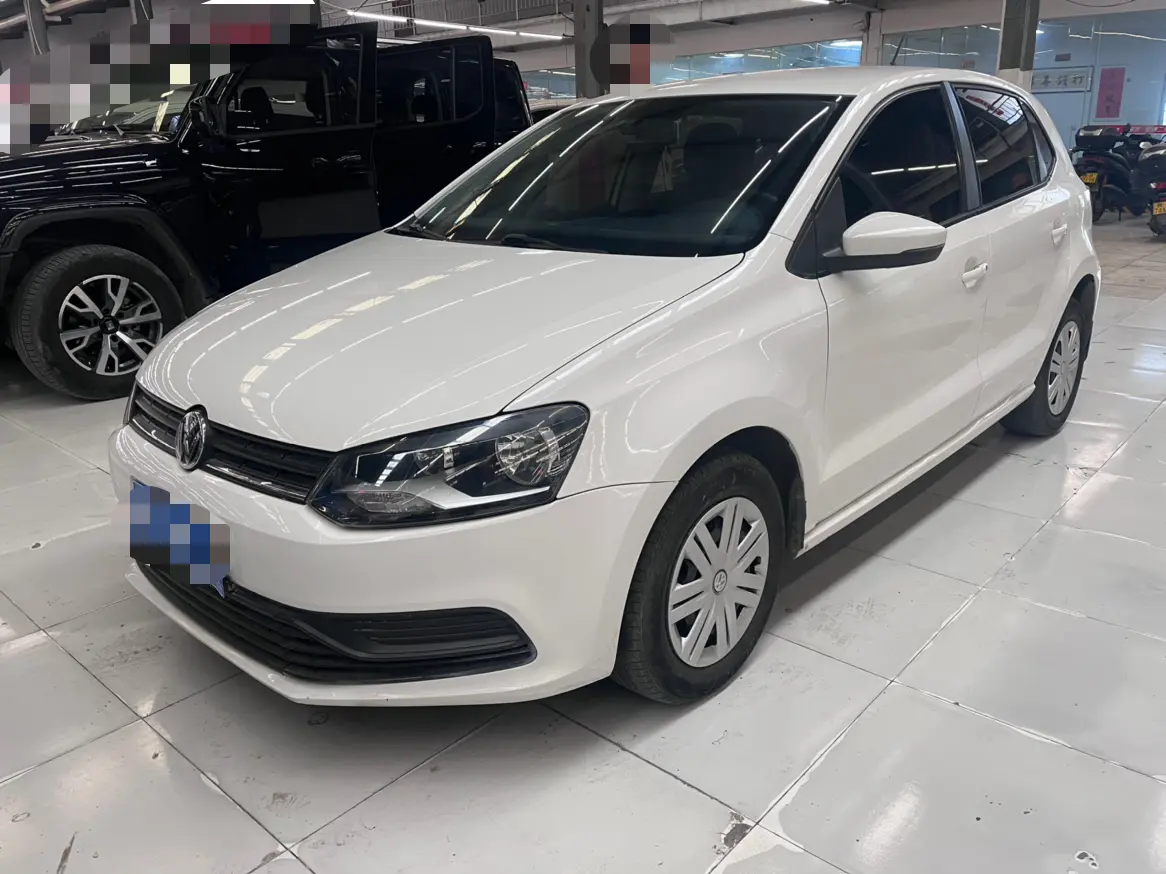 Volkswagen Polo  из Китая