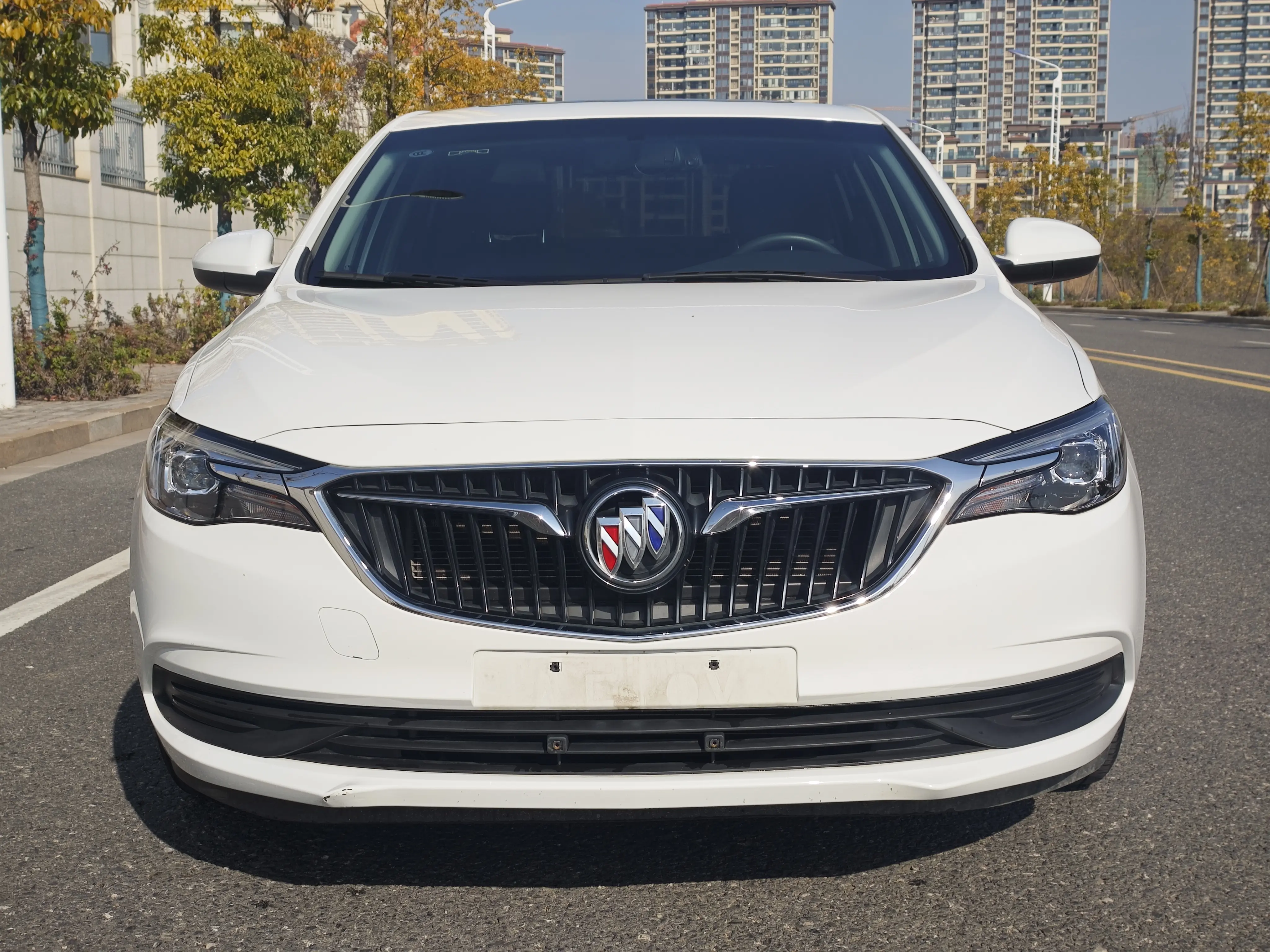 Buick Yinglang  из Китая