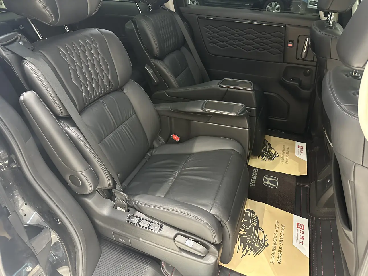 Honda Elysion (Alison)  из Китая