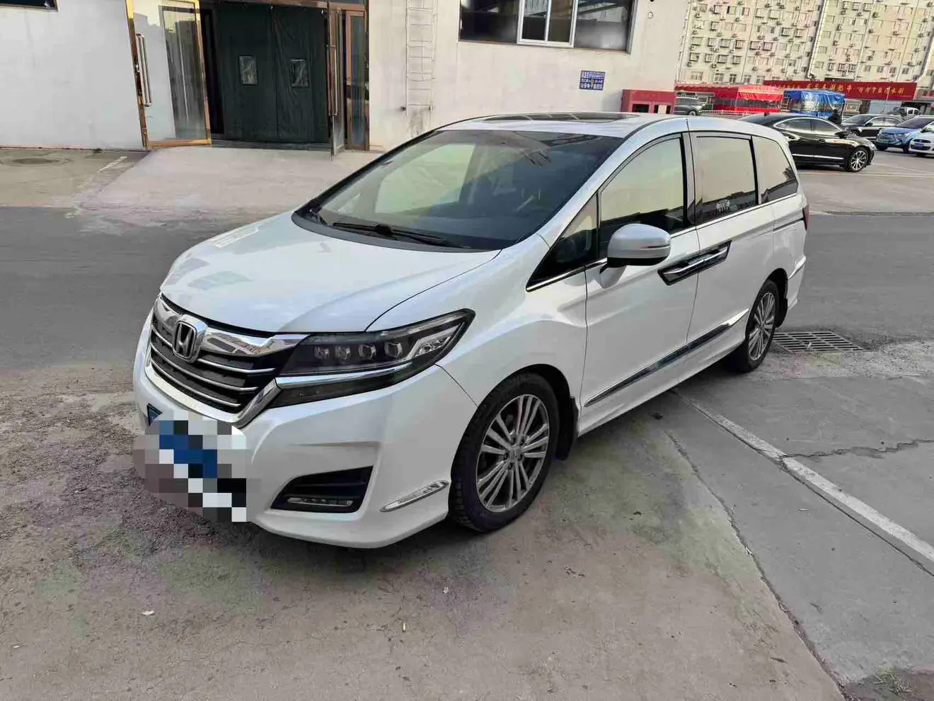 Honda Elysion (Alison)  из Китая