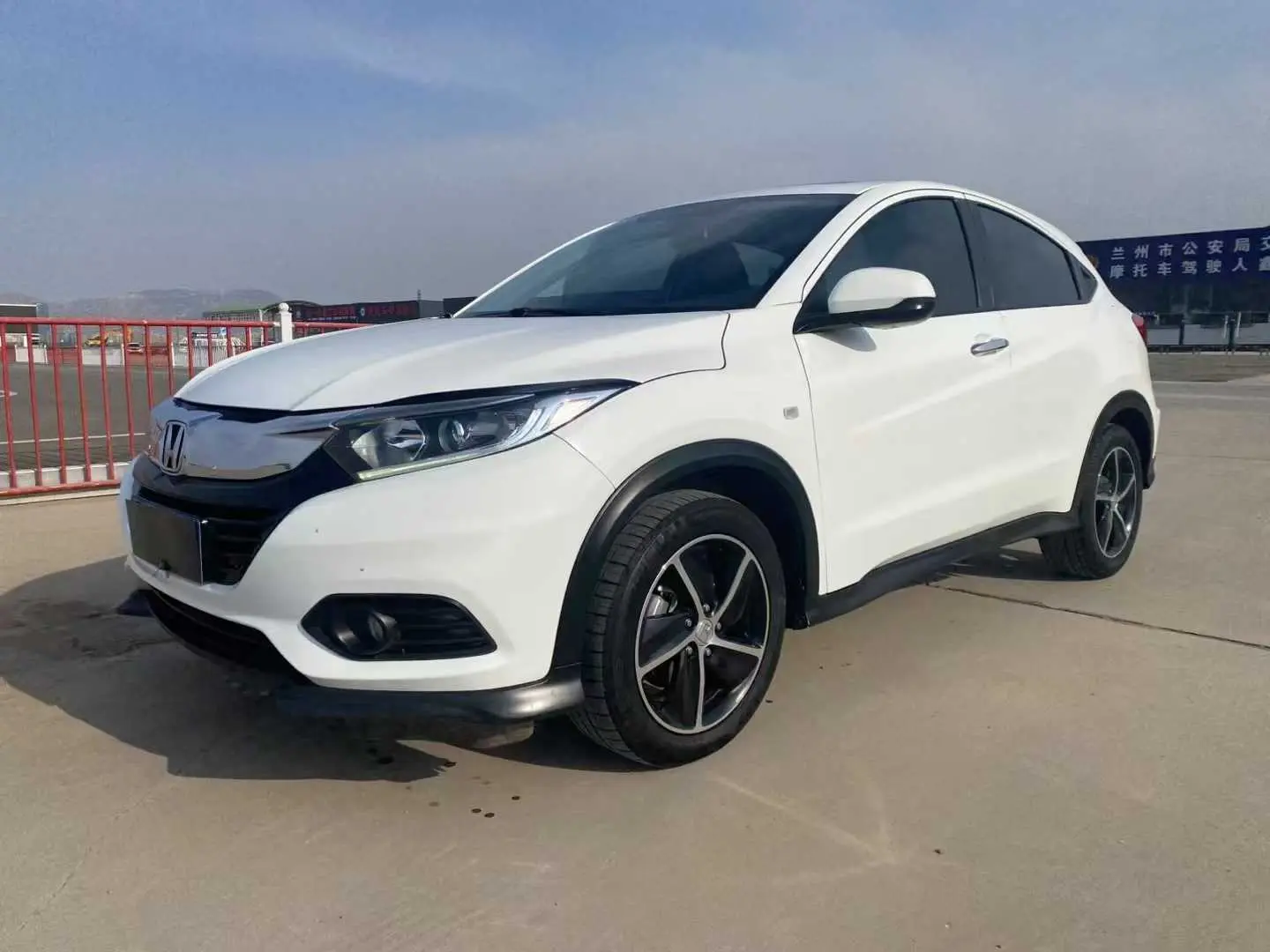 Honda Vezel (Binzhi)  из Китая