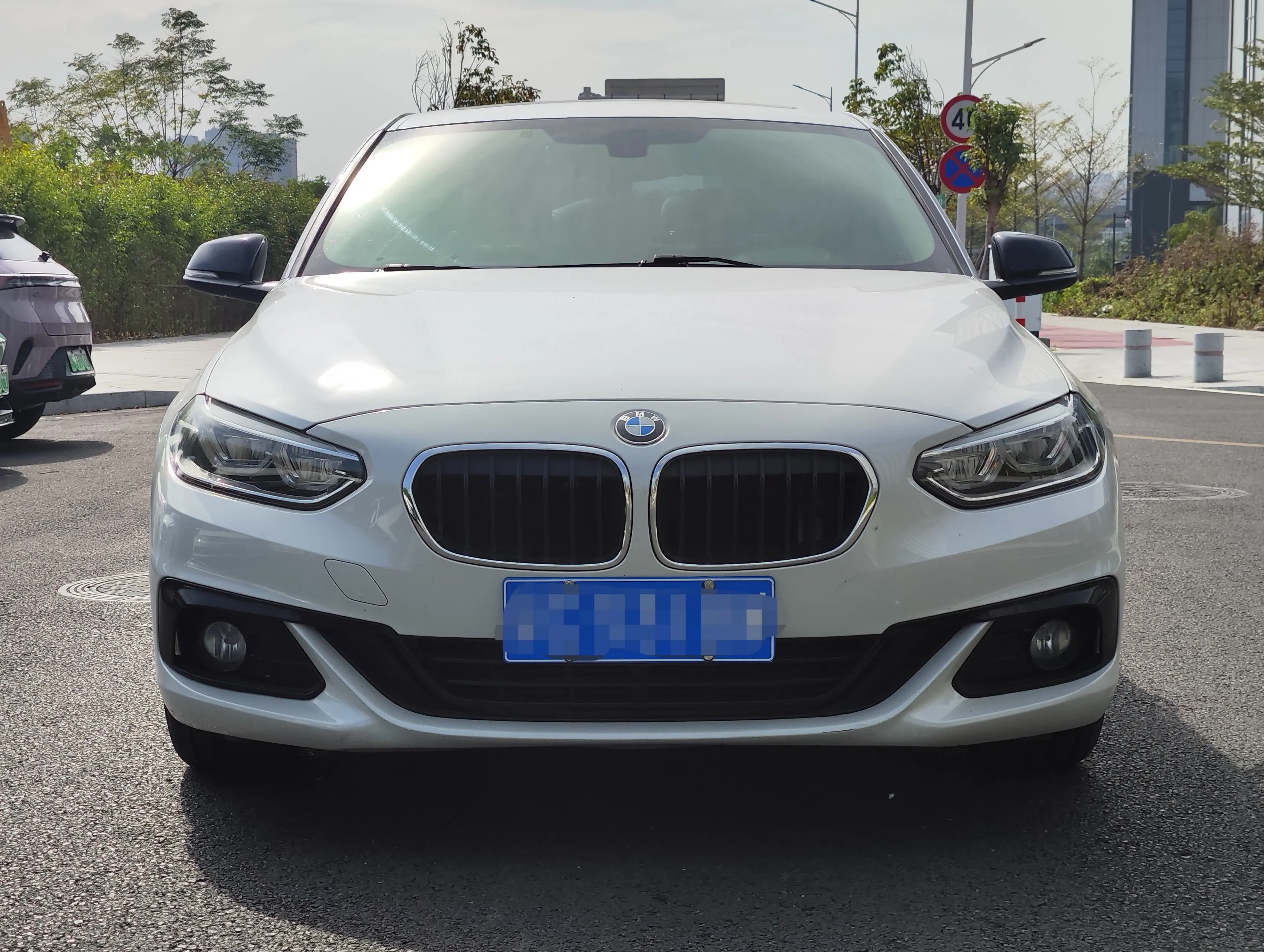 BMW 1 Series  из Китая