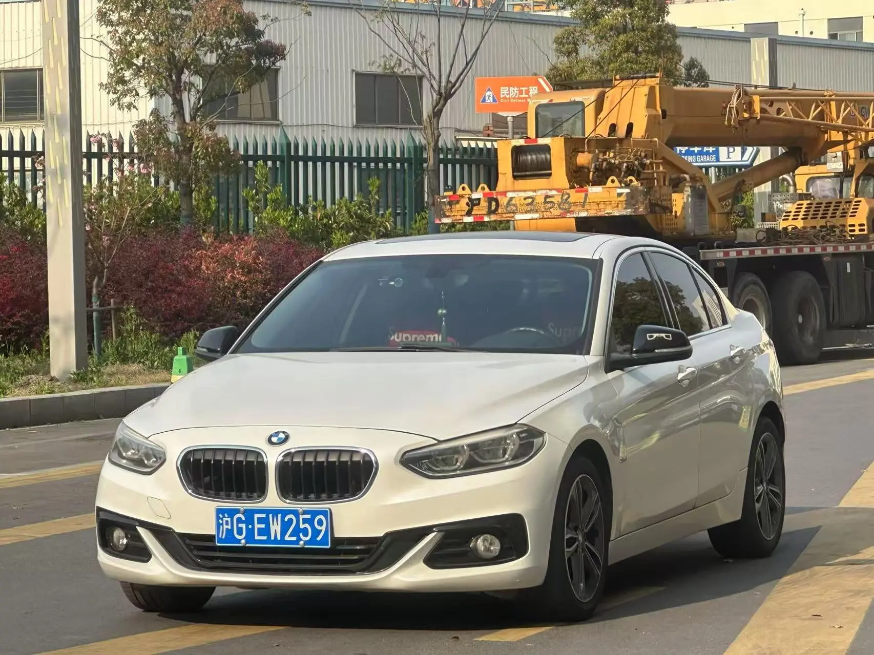 BMW 1 Series  из Китая