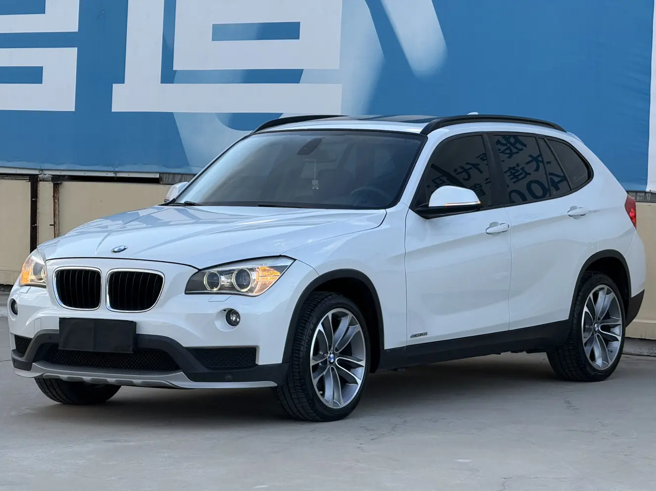 BMW X1  из Китая
