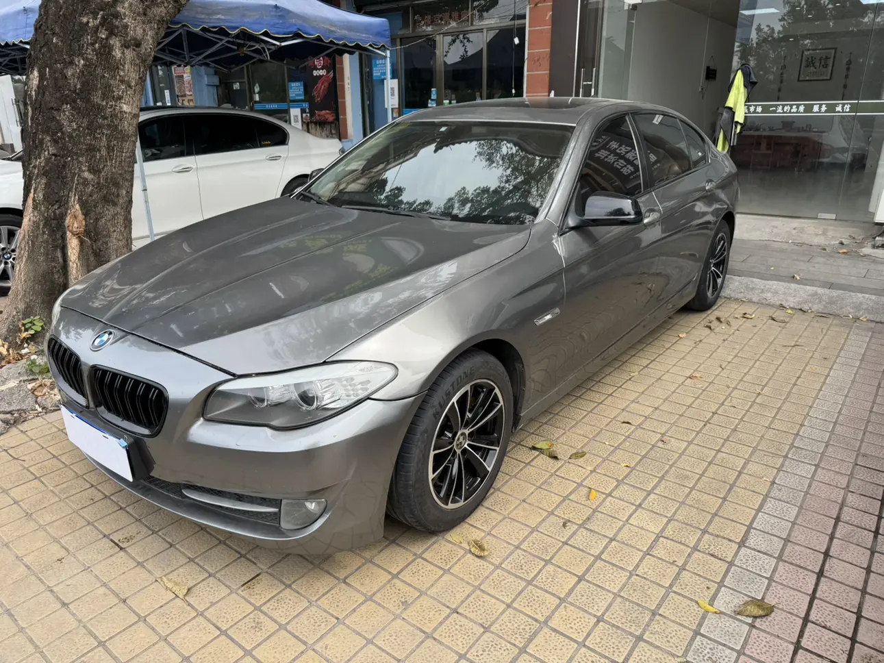 BMW 5 Series  из Китая