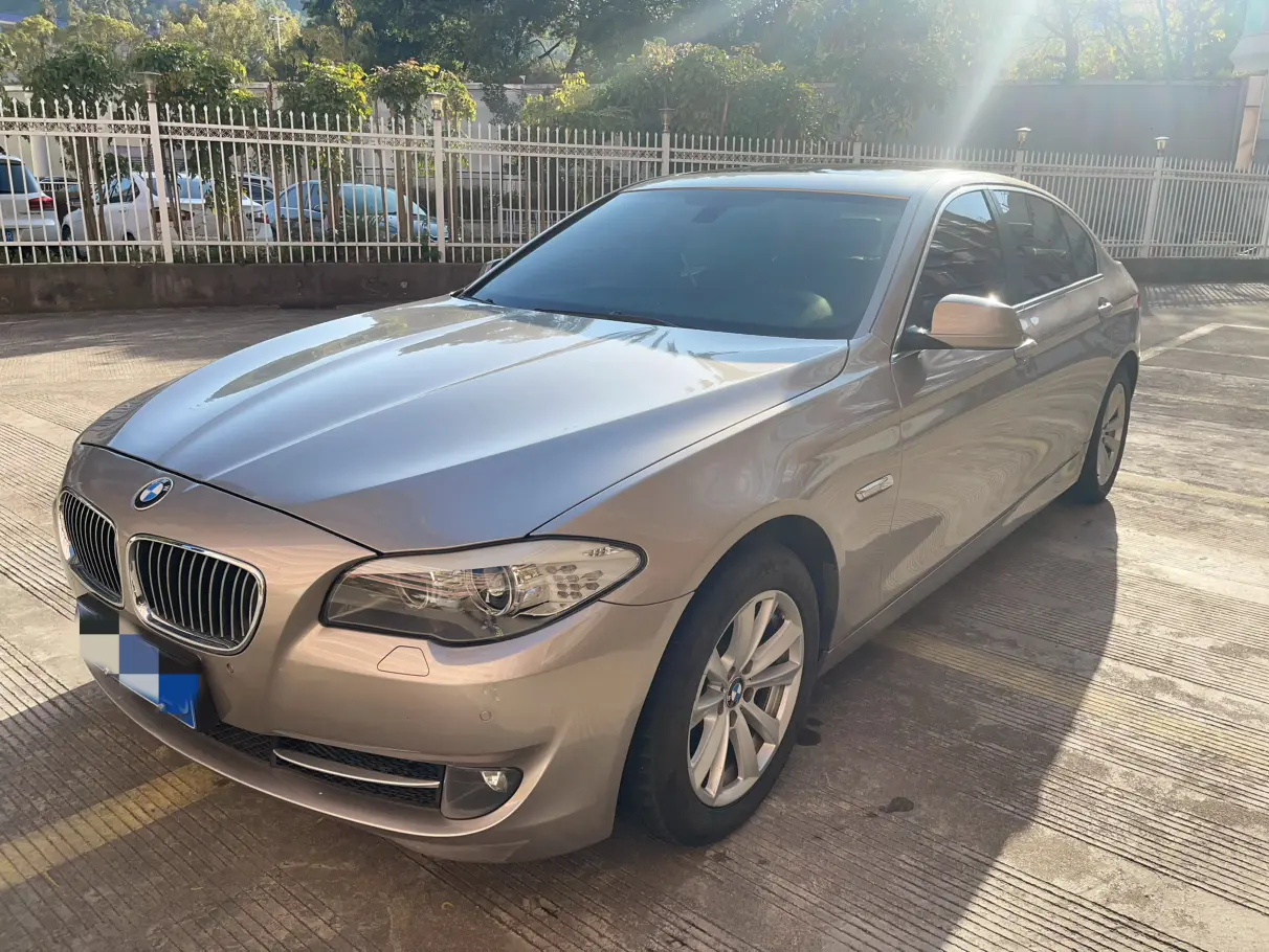 BMW 5 Series  из Китая
