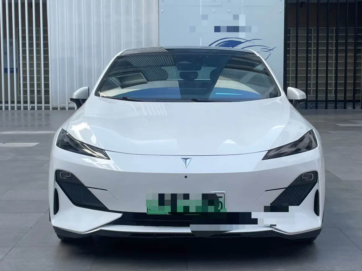 Deepal Dark blue SL03  из Китая