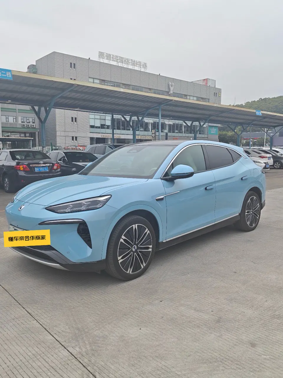 Denza N7  из Китая