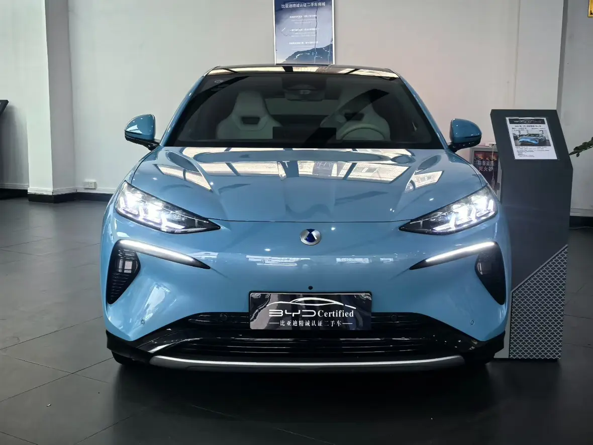 Denza N7  из Китая