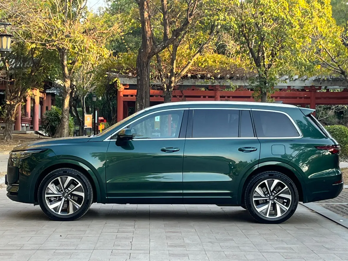 Li ONE (Ideal ONE)  из Китая