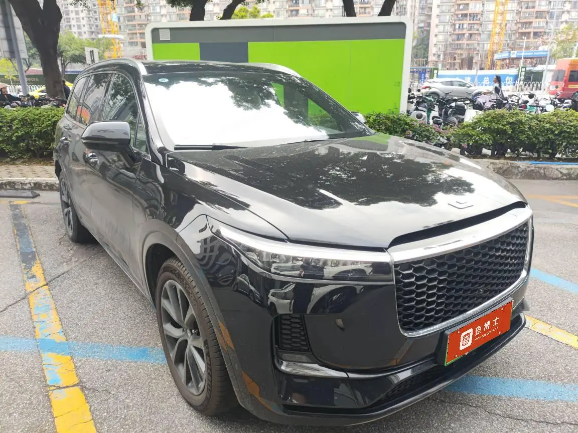 Li ONE (Ideal ONE)  из Китая