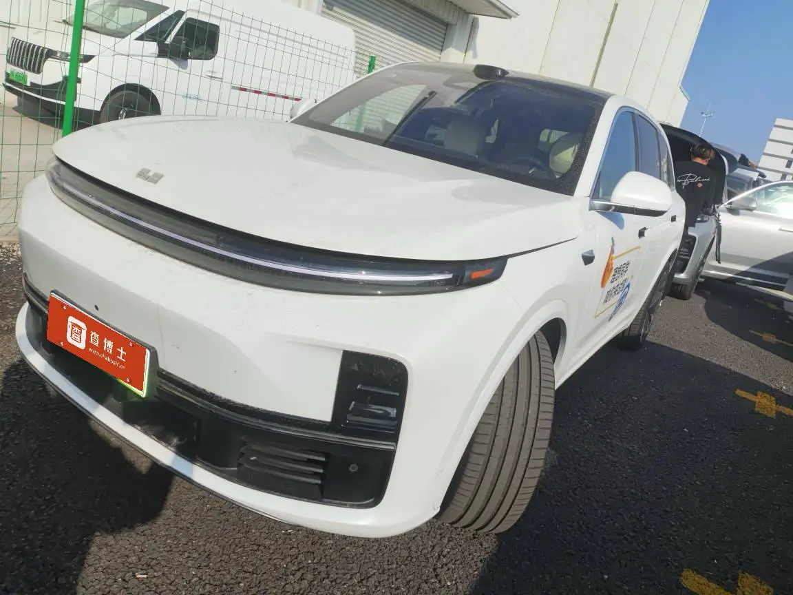 Li L7 (Ideal L7)  из Китая