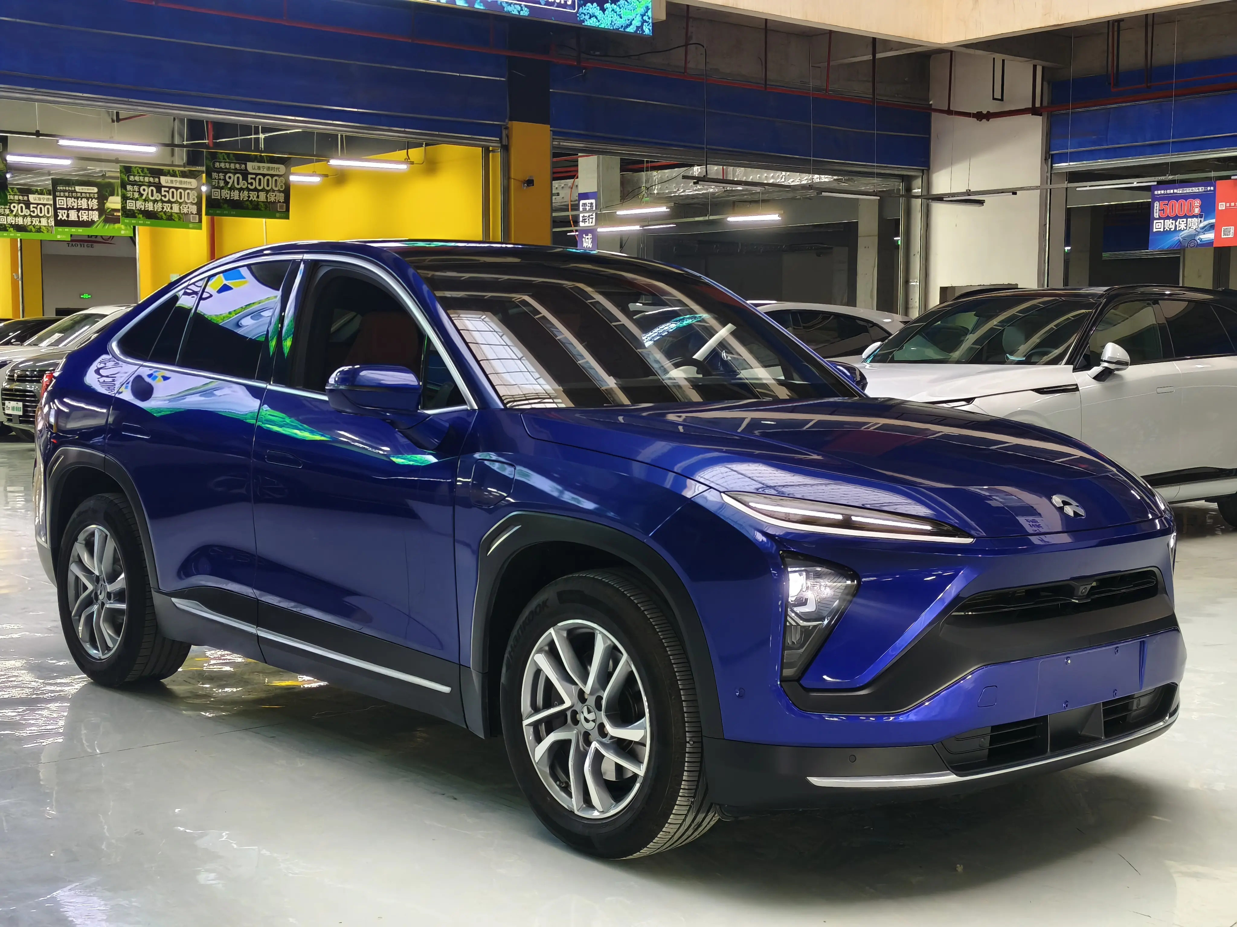 NIO EC6  из Китая