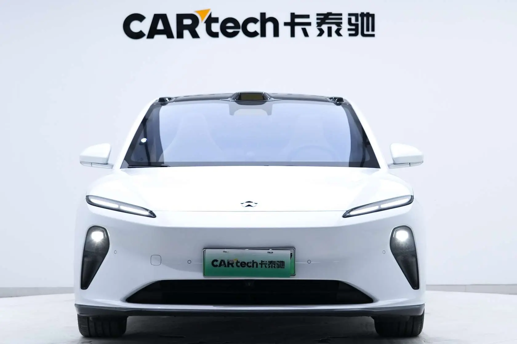 NIO ET5  из Китая