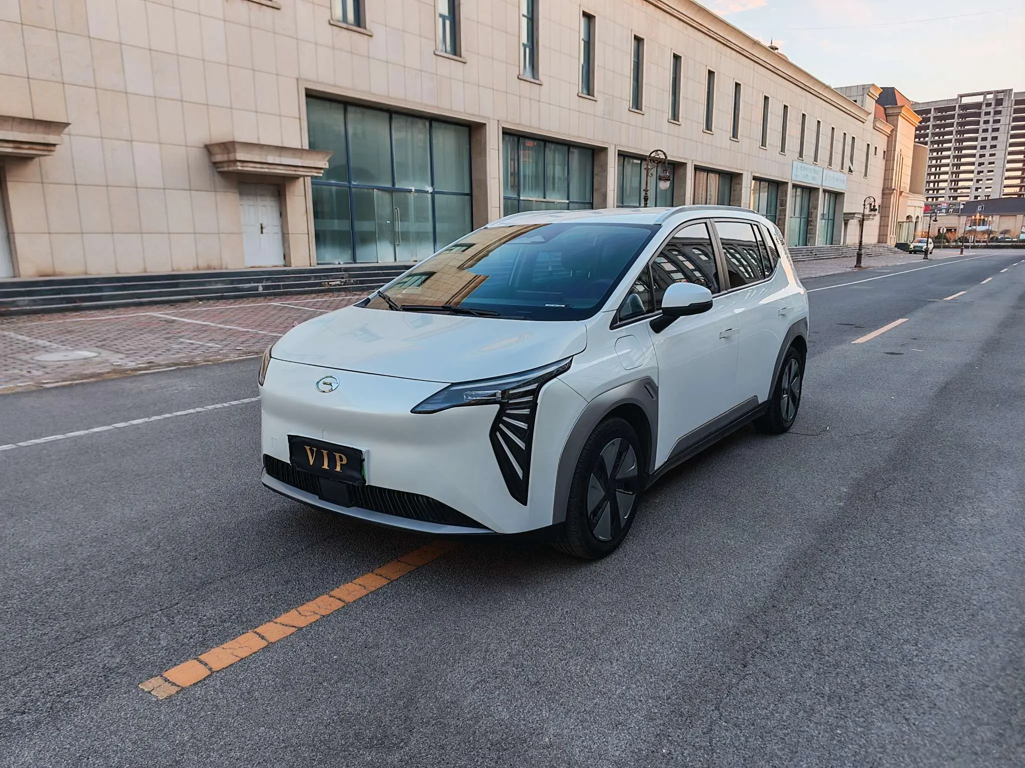 AION Y  из Китая