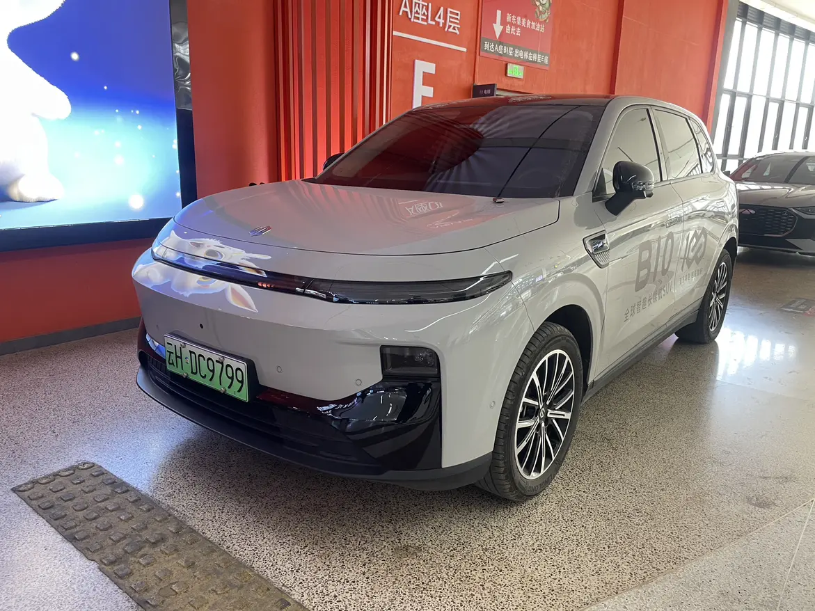 Leapmotor B10  из Китая