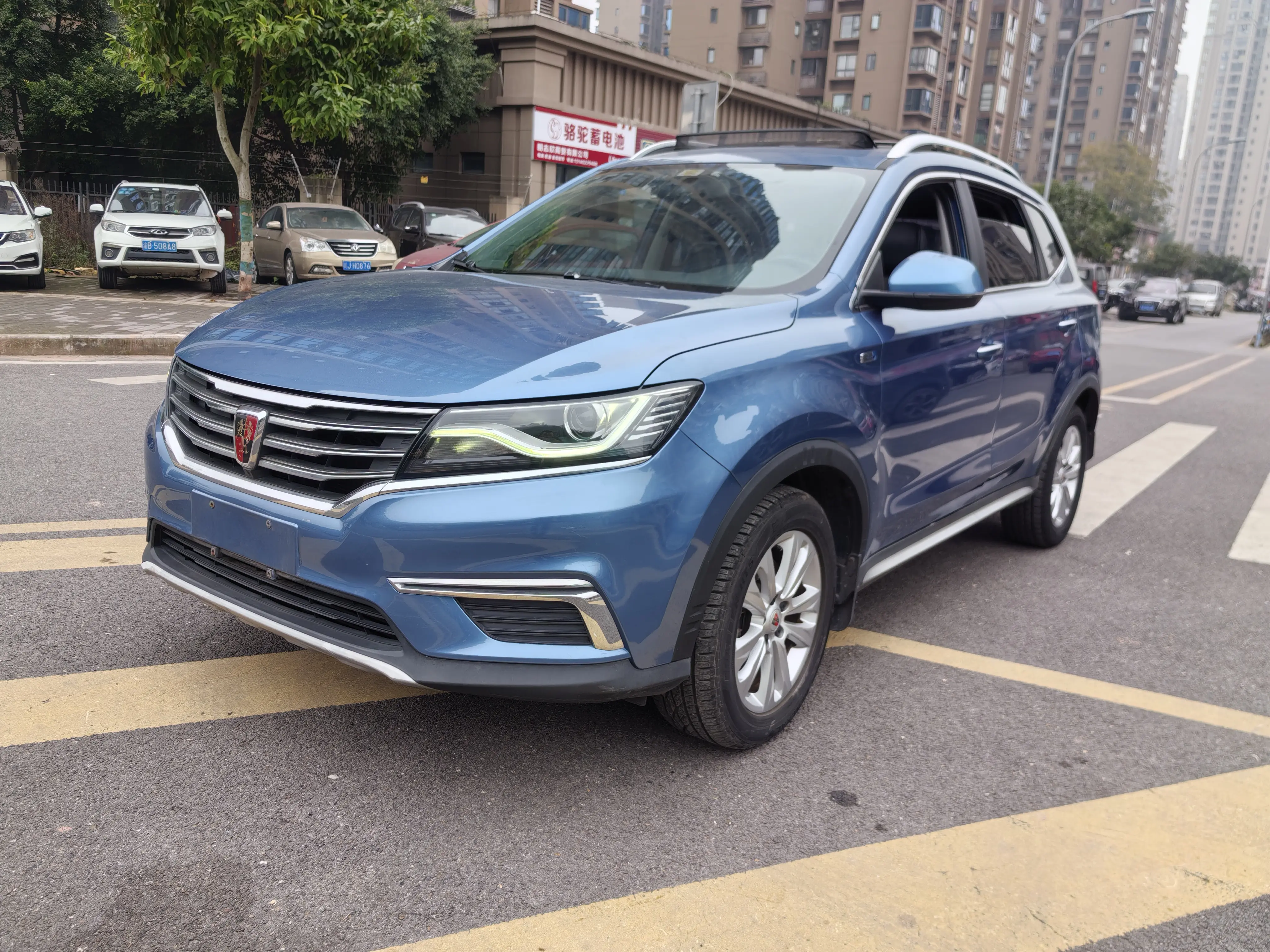 Roewe RX5  из Китая