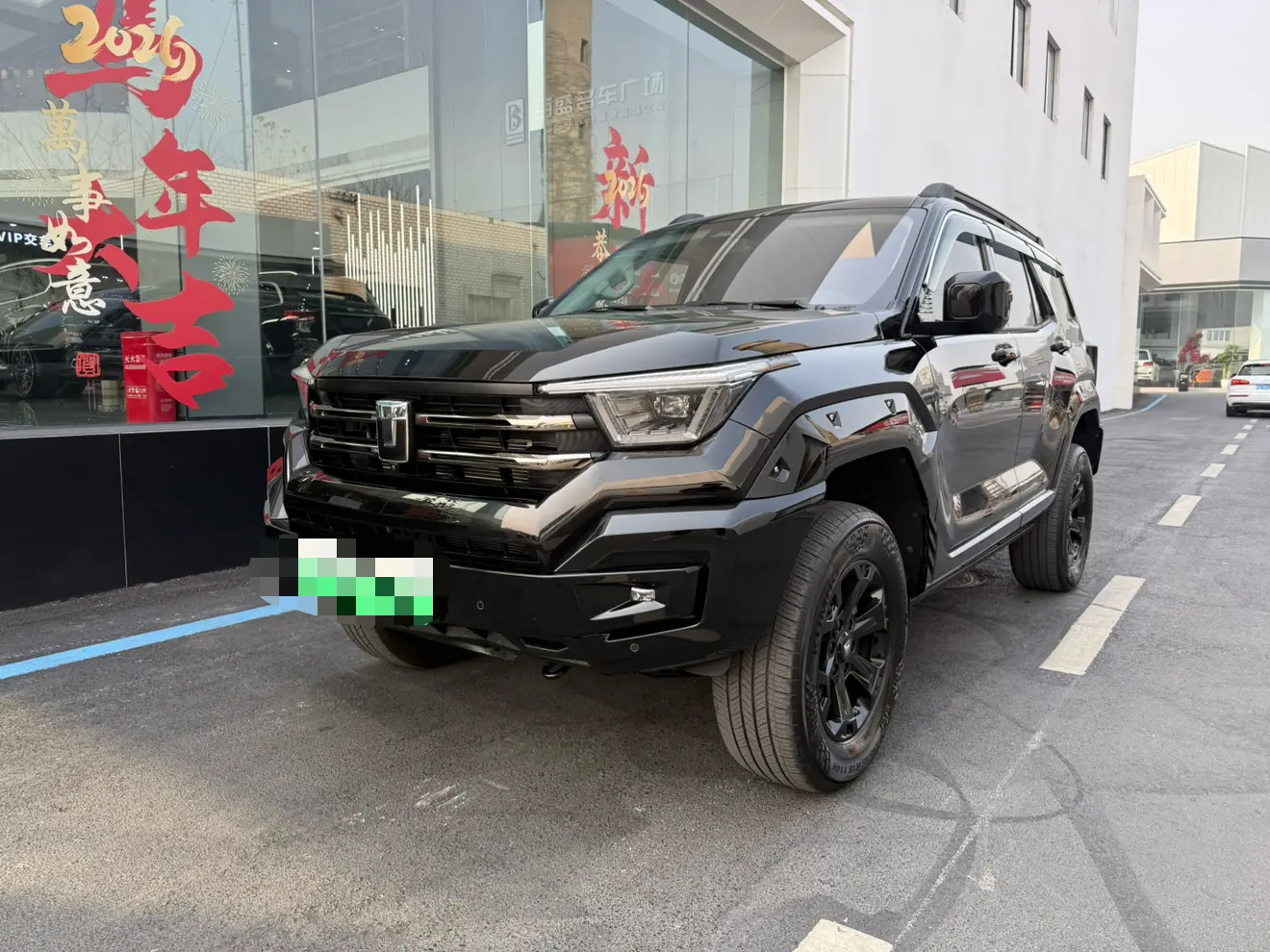 Tank 400 Hi4-T  из Китая