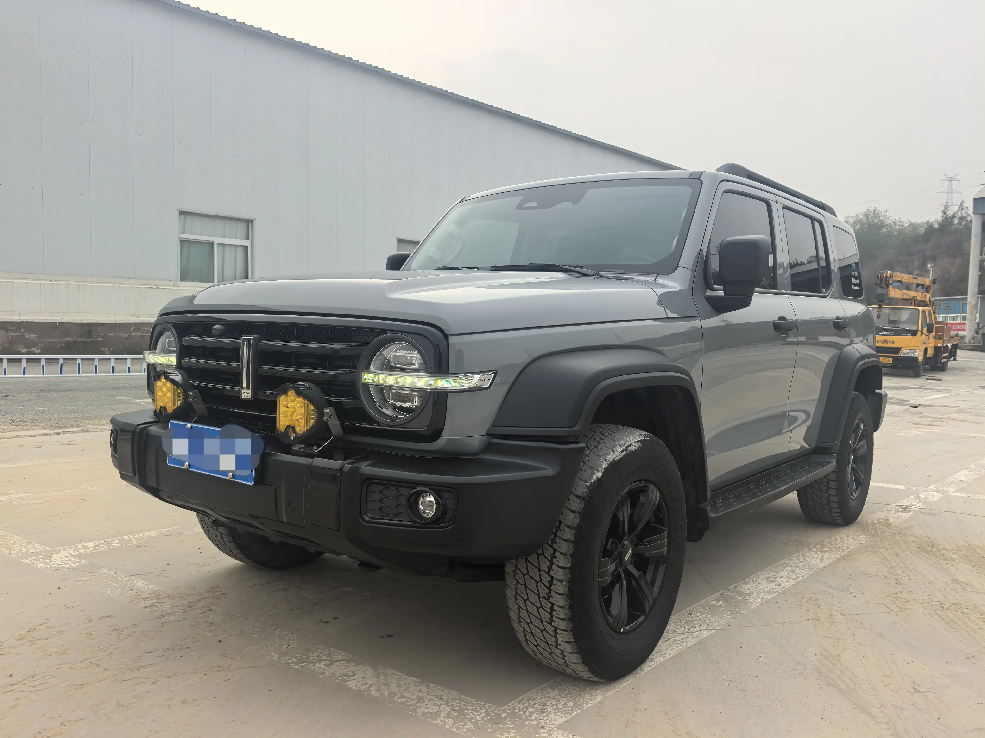 Tank 300  из Китая