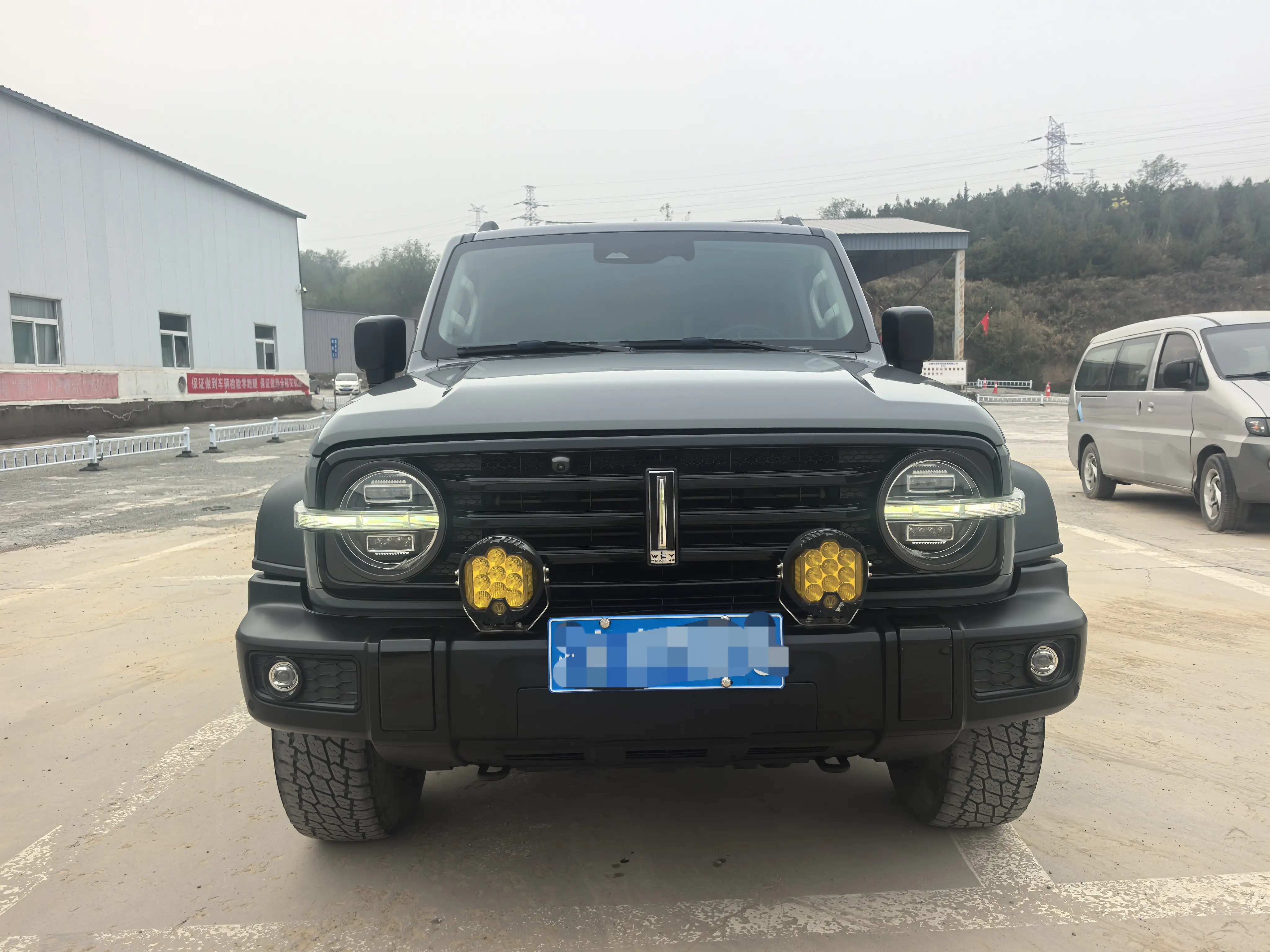 Tank 300  из Китая