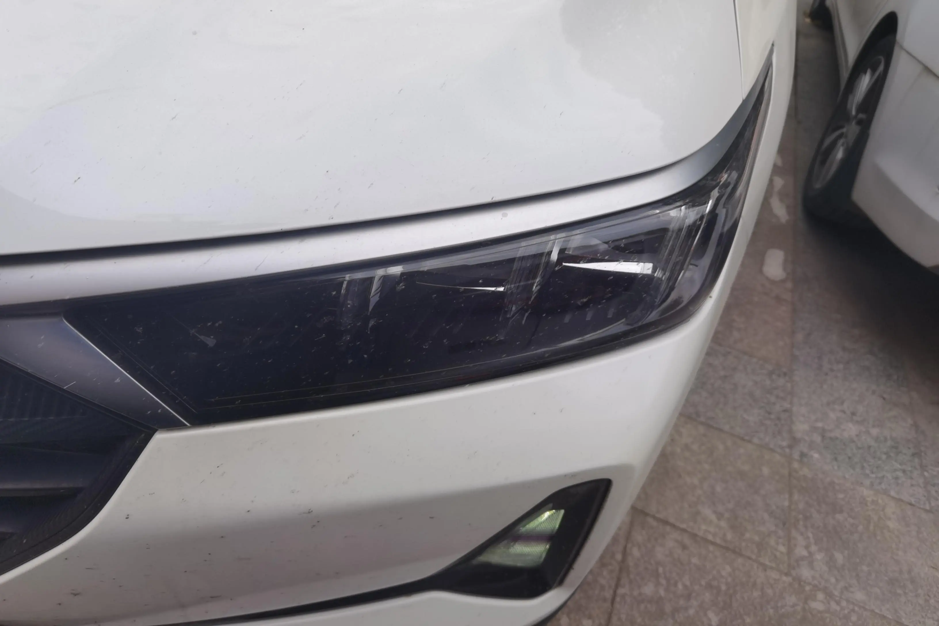 Dongfeng Fengshen AX7  из Китая