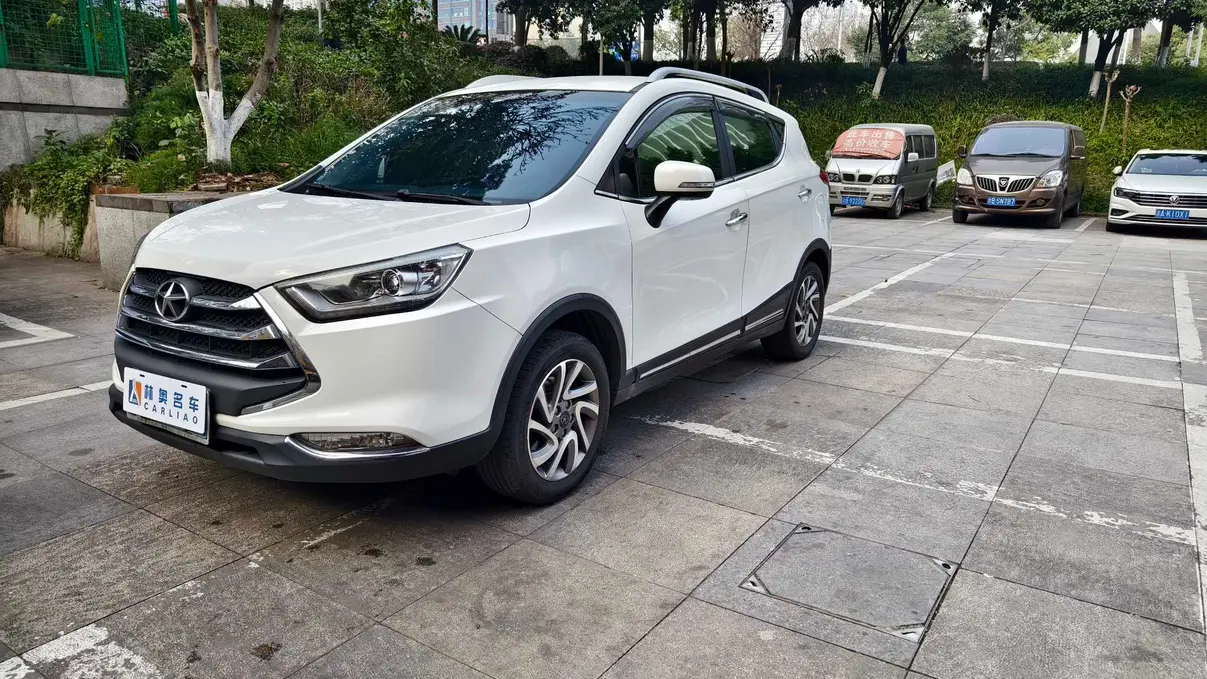 Jiangxi Ruifeng S3  из Китая