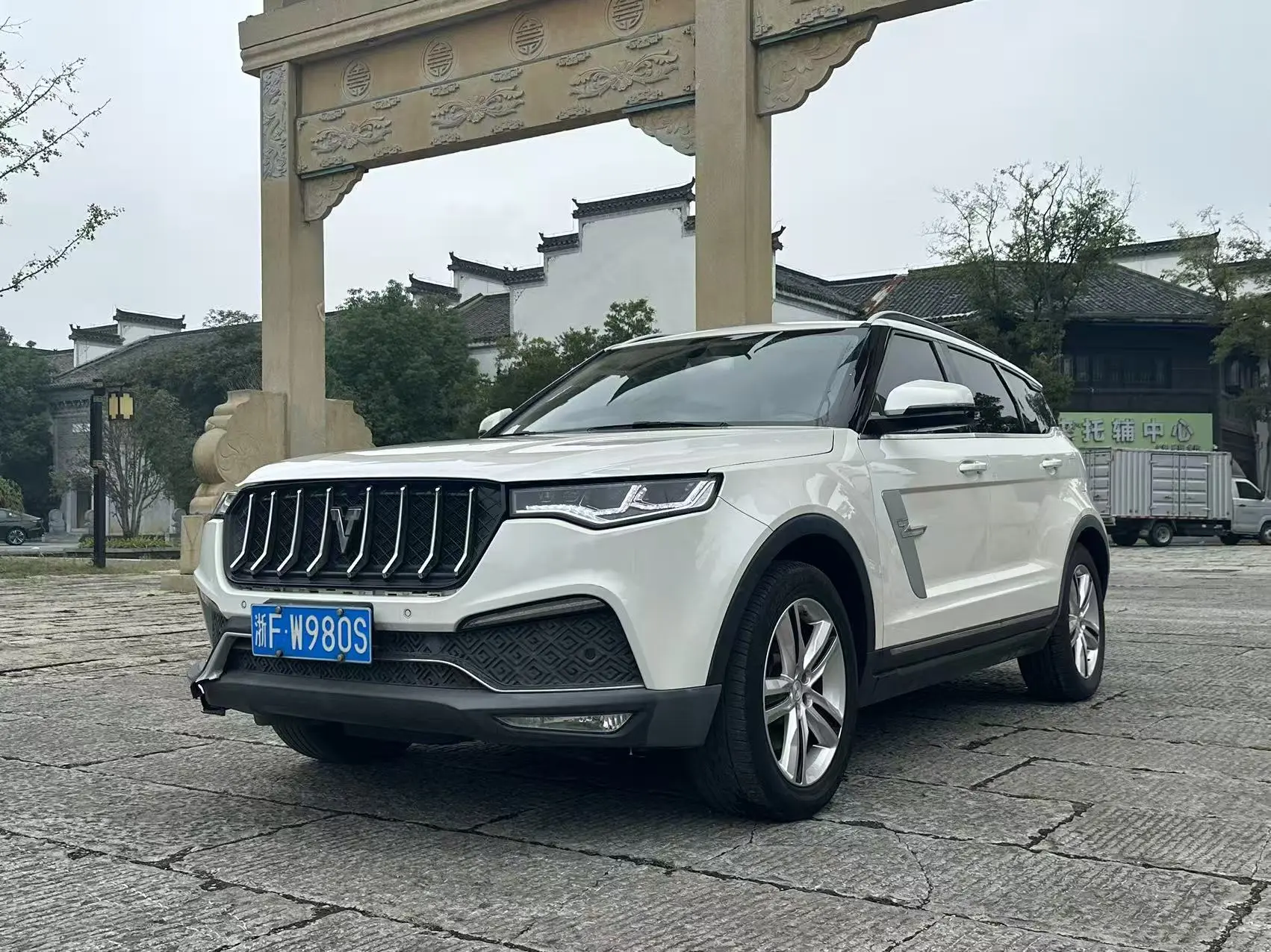 Zotye T700  из Китая