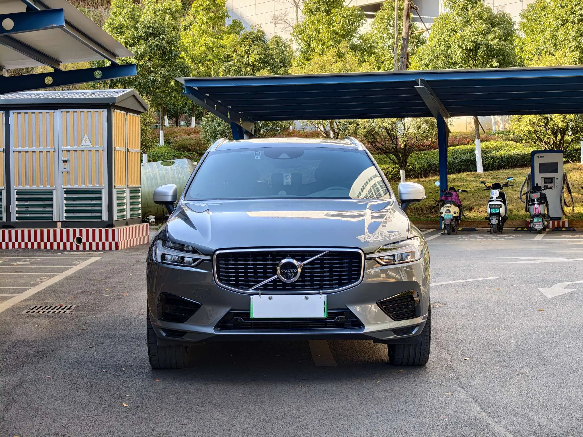 Volvo XC60 PHEV  из Китая