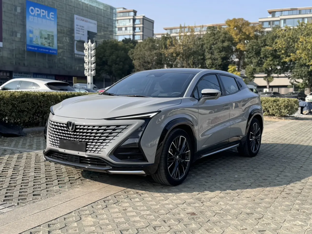 Changan UNI-T  из Китая