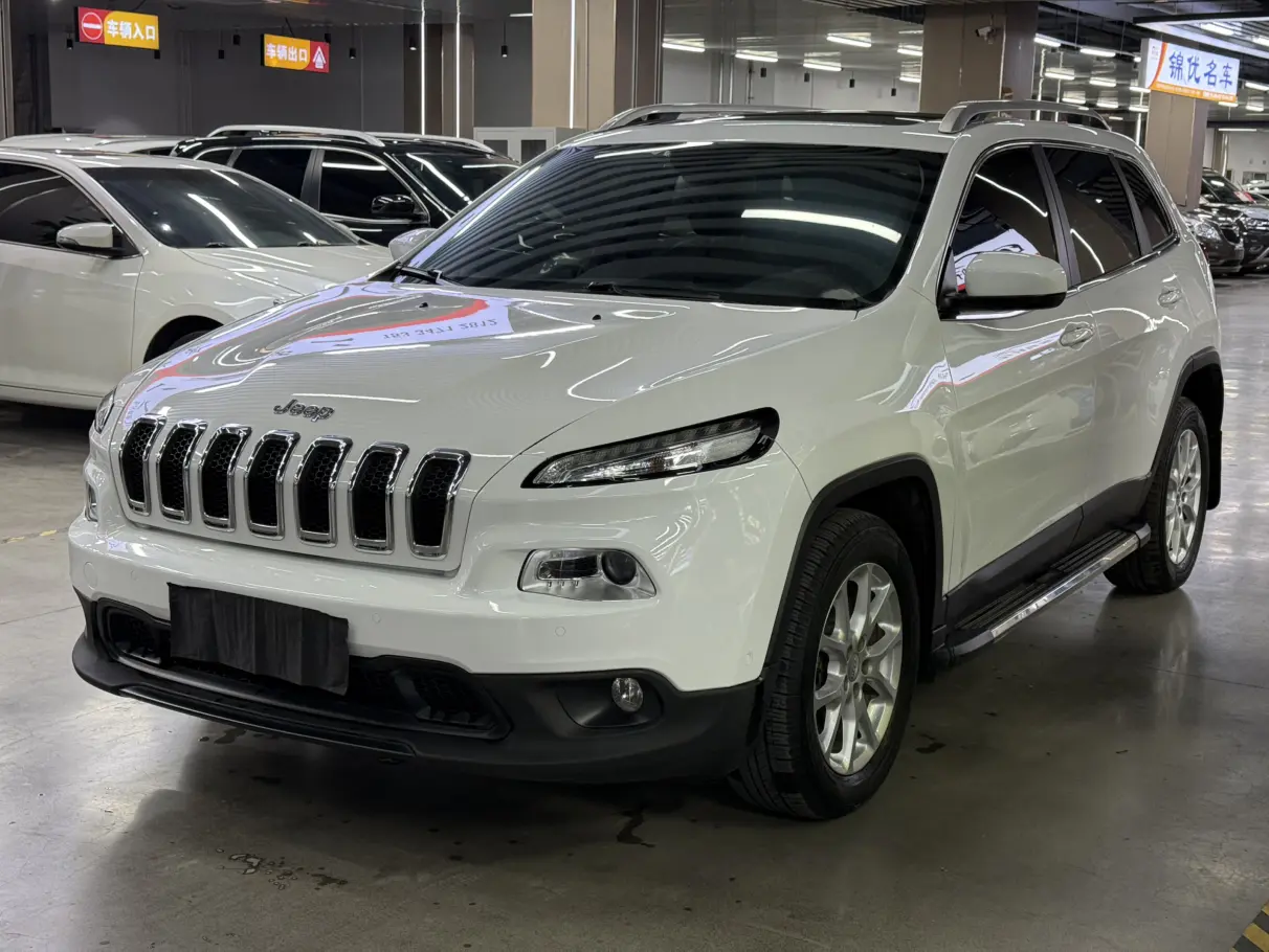Jeep Cherokee  из Китая
