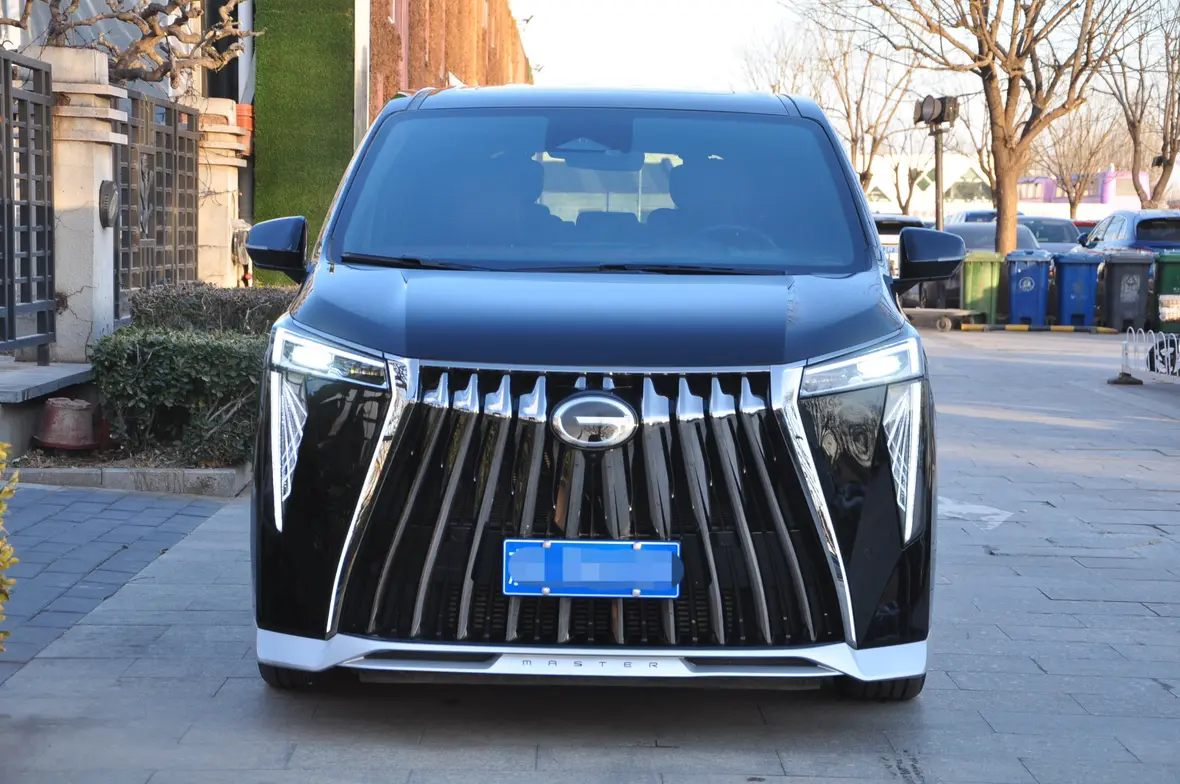 GAC Trumpchi M8  из Китая