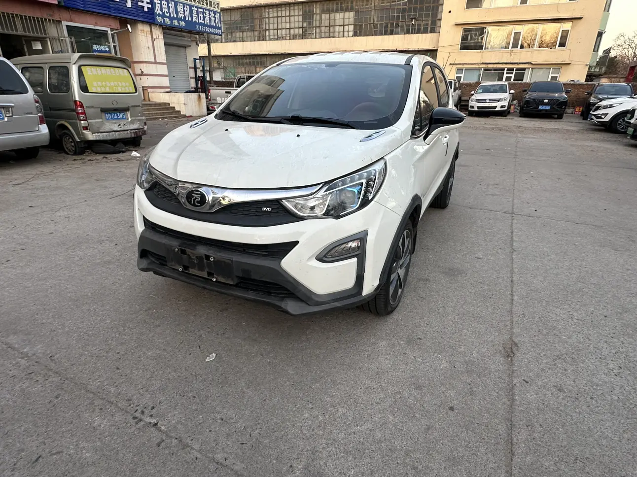 BYD Yuan  из Китая