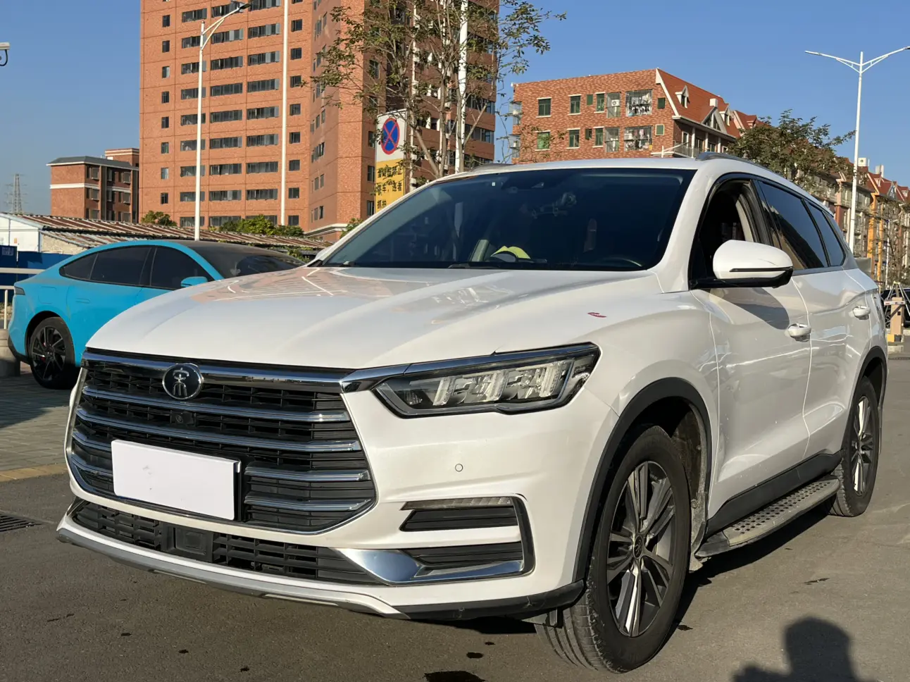 BYD Song Pro  из Китая