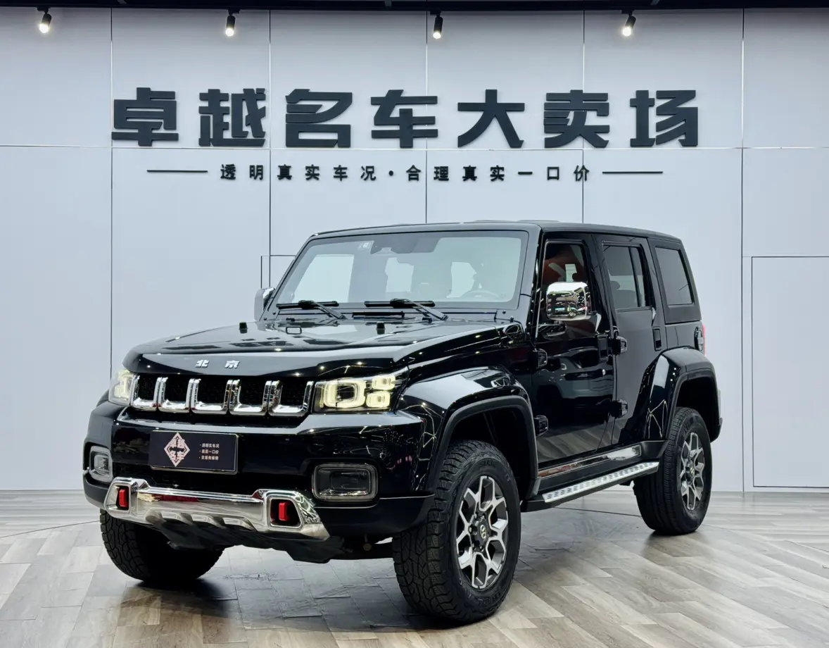 BAIC Beijing Off-road BJ40  из Китая