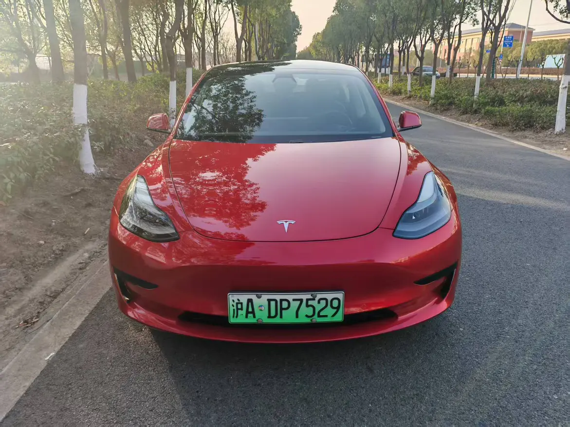 Tesla Model 3  из Китая