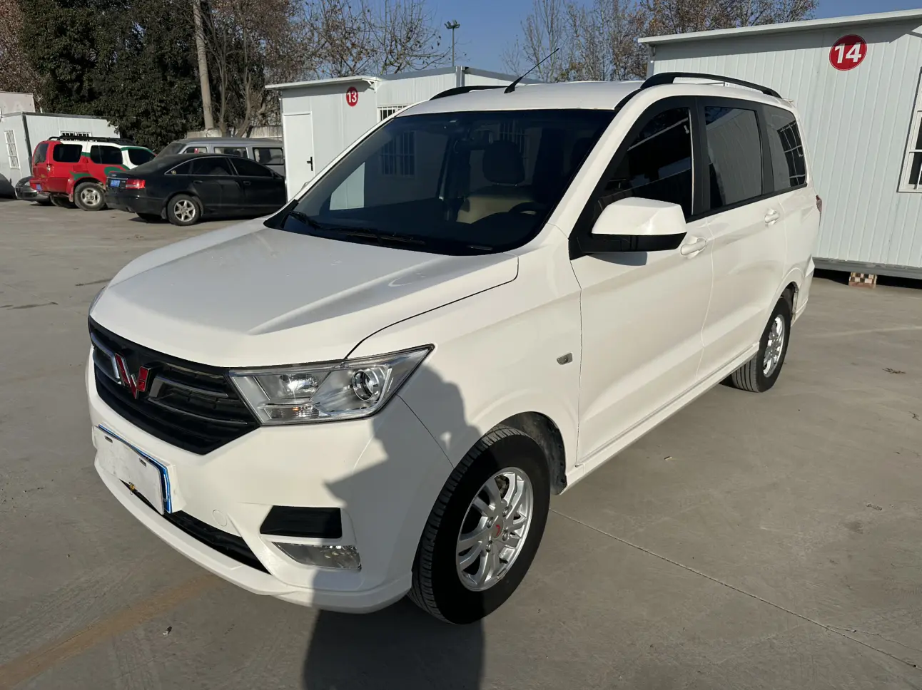 Wuling Hongguang  из Китая