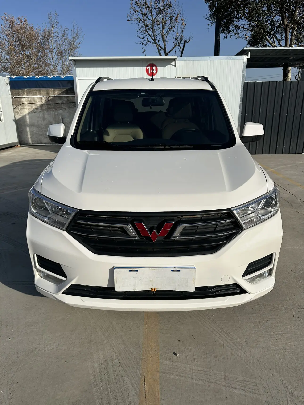 Wuling Hongguang  из Китая
