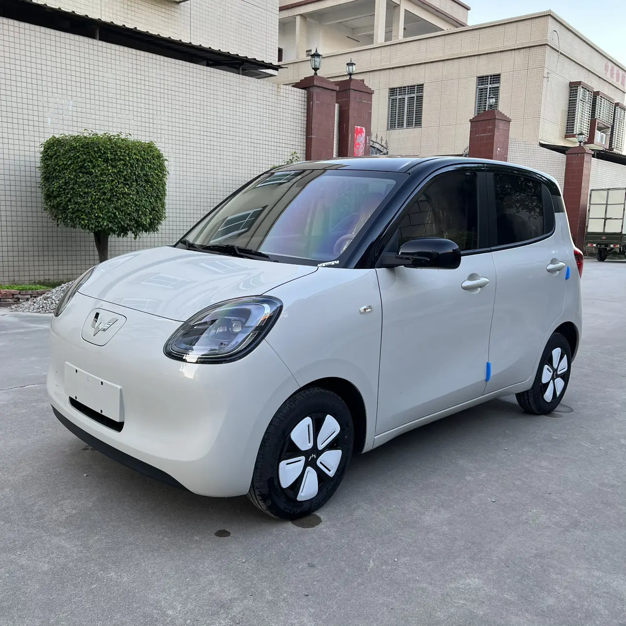 Wuling Hongguang MINIEV  из Китая