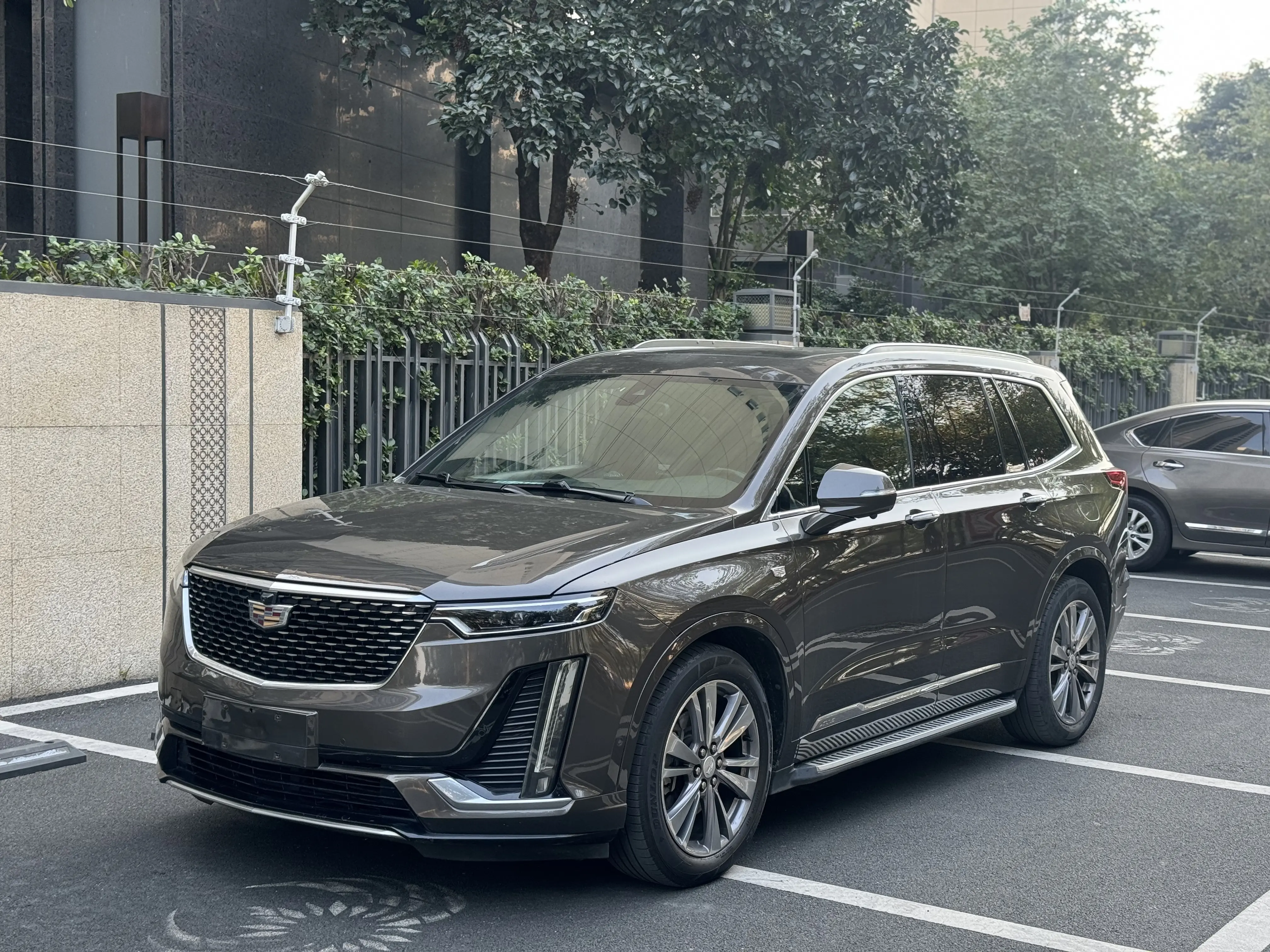 Cadillac XT6  из Китая