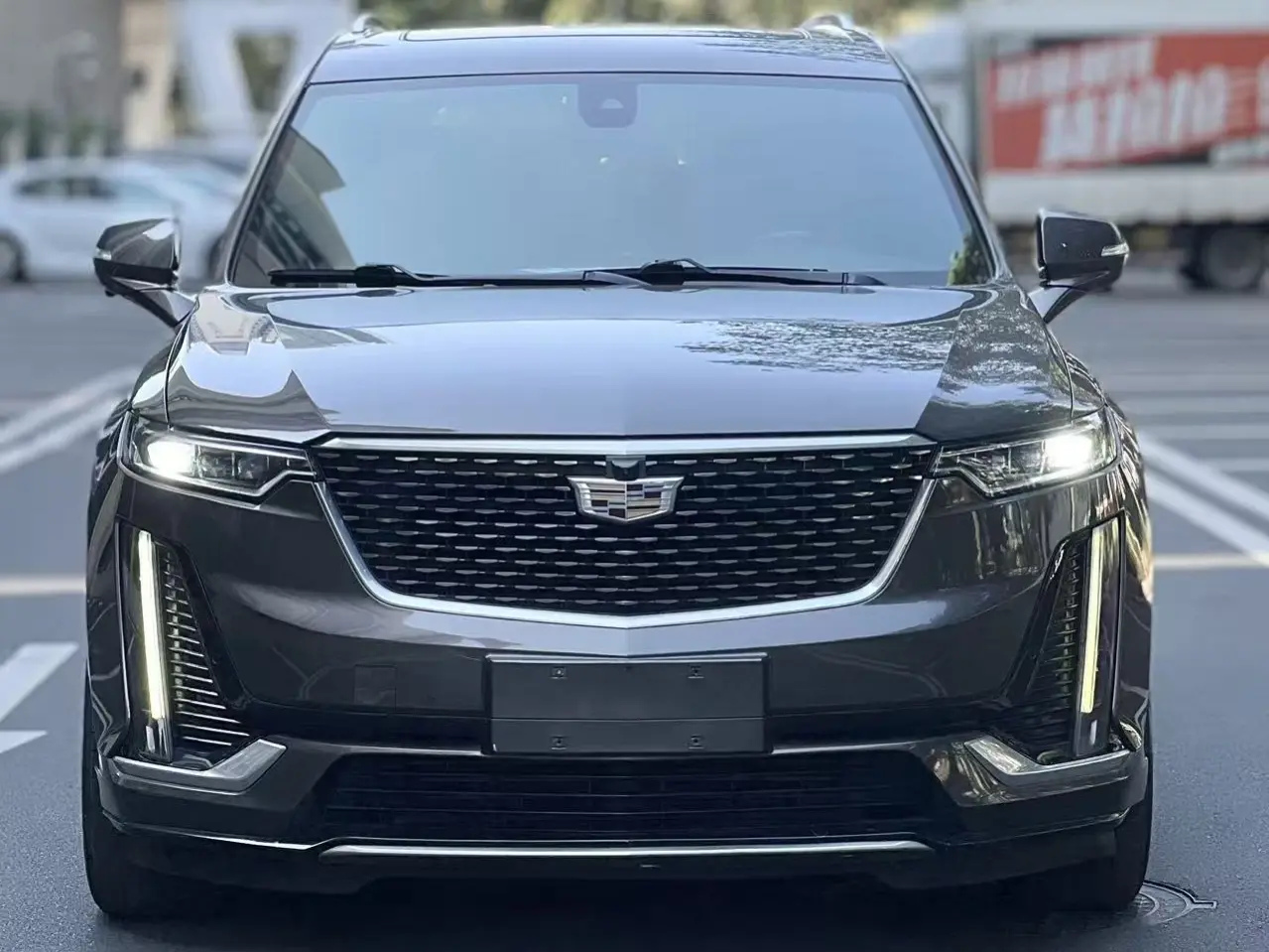 Cadillac XT6  из Китая